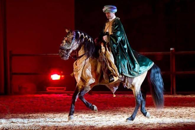 Re magi a cavallo a Roma per il giorno dell'epifania